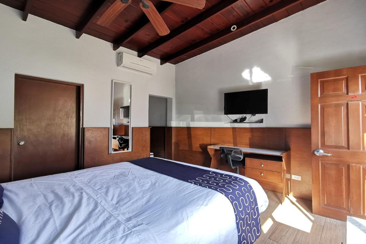 Capital O Hotel America Ensenada Ngoại thất bức ảnh